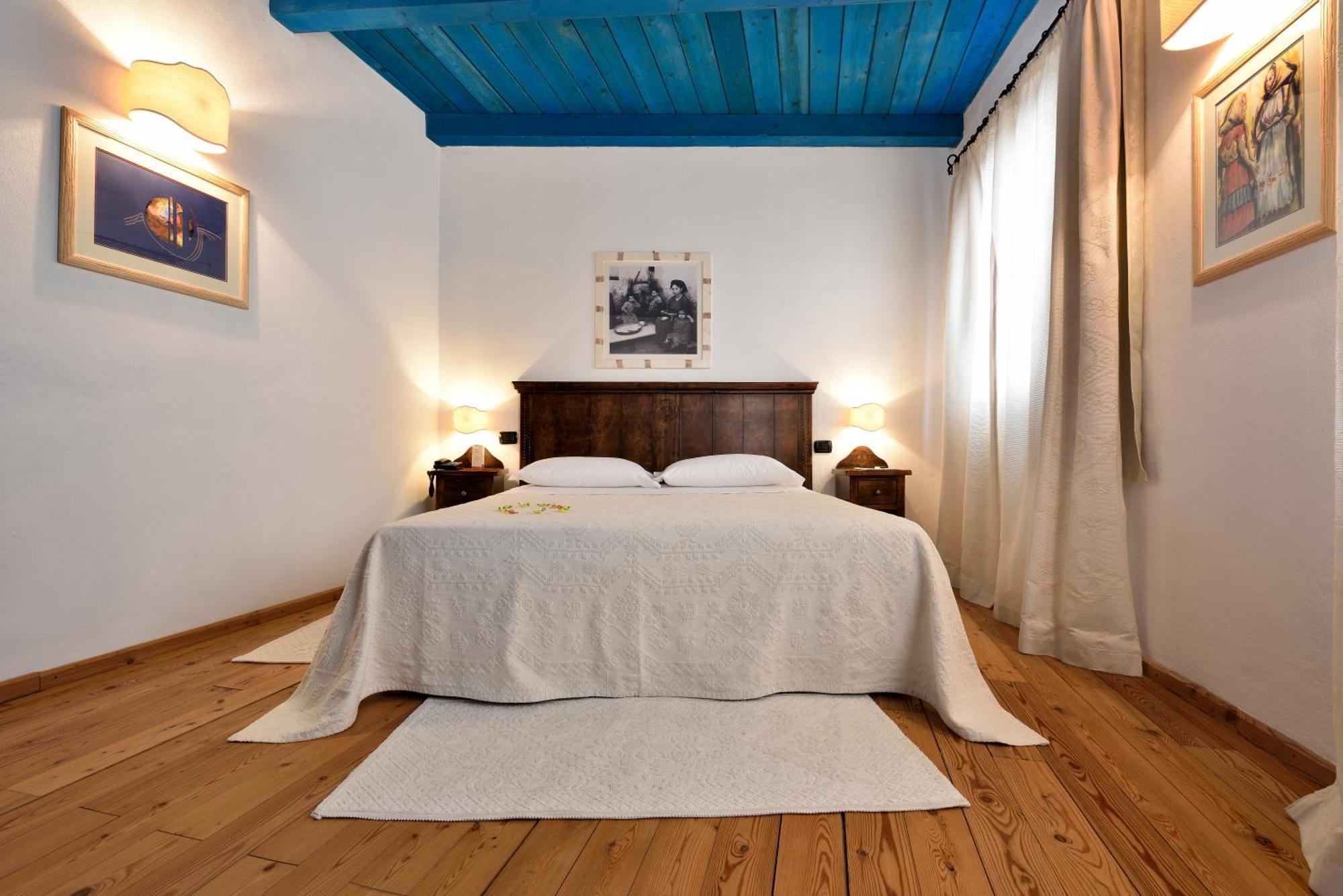 Eco Hotel Orlando Sardegna Villagrande Strisaili Oda fotoğraf